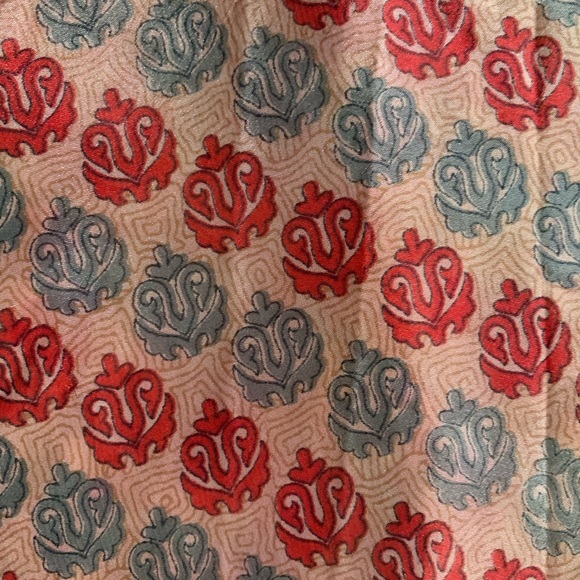 100% Silk Nepalese reversible skirt- Free Size - Picture 3 of 5